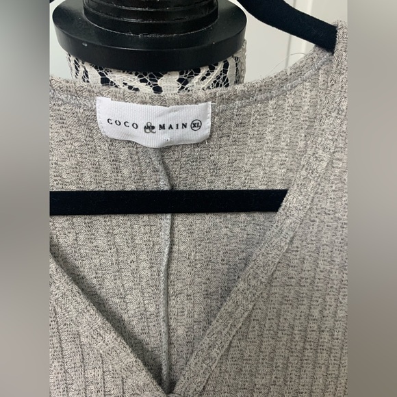 Women’s grey sweater - Picture 3 of 4